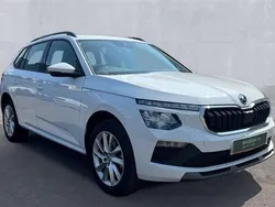 White Used 2024 Skoda Kamiq SE SUV | £17,101 (Fair price)