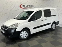 White Used 2017 Peugeot Partner S MPV | £6,999 (A bit pricey)