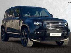 Used 2024 Land Rover Defender SE Dynamic SUV | £54,459 (Good price)