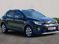 Black Used 2022 Kia Stonic 2 SUV | £15,295 (Fair price)