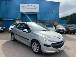 Silver Used 2006 Peugeot 207 S Hatchback | £1,275 (Fair price)