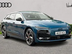 Blue Used 2025 Audi e-tron Performance SUV | £72,700