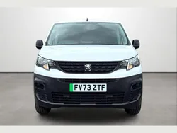 White Used 2023 Peugeot E-Partner Premium MPV | £14,995 (Fair price)