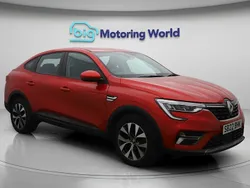 Red Used 2022 Renault Arkana Iconic SUV | £15,000 (Fair price)