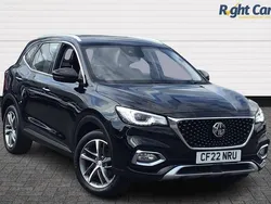 Black Used 2022 MG HS Excite SUV | £13,999 (Fair price)