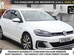 White Used 2018 VW Golf VII Advance Hatchback | £12,740 (Fair price)