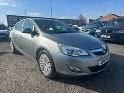 Silver Used 2011 Vauxhall Astra Excite Hatchback | £1,599 (Expensive)