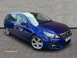 Blue Used 2018 Peugeot 308 Allure Estate | £6,395 (Fair price)