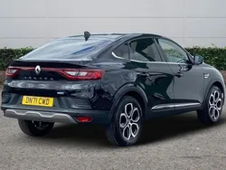Black Used 2021 Renault Arkana Version S SUV | £15,473 (Fair price)