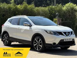 White Used 2014 Nissan Qashqai Tekna SUV | £5,990 (Expensive)