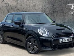 Black Used 2022 Mini Cooper S Classic Hatchback | £17,900 (Fair price)