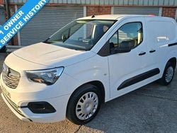 White Used 2020 Vauxhall Combo Sportive Van | £6,295 (Good price)