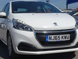 White Used 2015 Peugeot 208 Active Hatchback | £3,695 (Fair price)