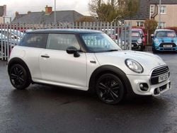 Silver Used 2017 Mini Cooper Hatch Hatchback | £11,990 (Good price)