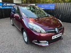 Red Used 2015 Renault Scénic III Dynamique MPV | £3,995 (Fair price)