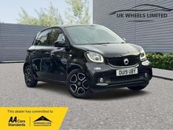 Black Used 2019 Smart ForFour Premium Hatchback | £9,390 (Fair price)