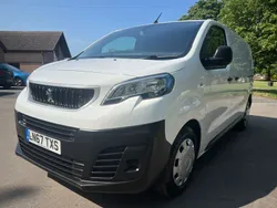 White Used 2017 Peugeot Expert Van | £5,935 (Good price)