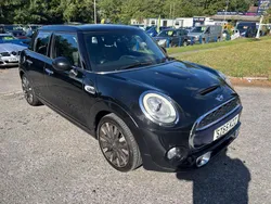 Black Used 2015 Mini Cooper S Hatch Hatchback | £4,995 (Good price)