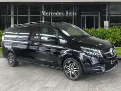 Black Used 2024 Mercedes V300 AMG line MPV | £70,724 (Super price)