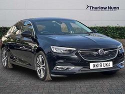 Black Used 2019 Vauxhall Insignia Elite Hatchback | £11,799 (Fair price)