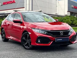 Rallye red Used 2018 Honda Civic EX Hatchback | £12,495 (Fair price)