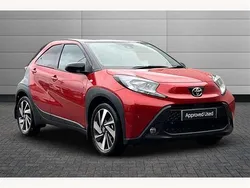 Chilli red with black Used 2025 Toyota Aygo Hatchback | £15,295 (Fair price)