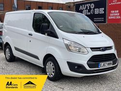 White Used 2018 Ford Transit Custom Trend Van | £9,490 (Fair price)