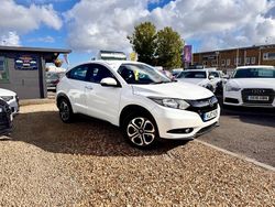 White Used 2017 Honda HR-V SE SUV | £8,995 (Fair price)