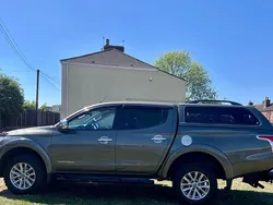 Green Used 2016 Mitsubishi L200 Pickup | £9,150 (Fair price)