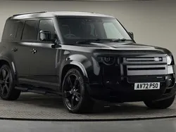 Used 2025 Land Rover Defender SE Dynamic SUV | £49,900 (Super price)