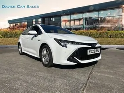 White Used 2022 Toyota Corolla Estate | £17,995 (Fair price)