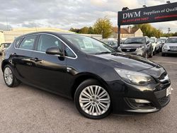 Black Used 2014 Vauxhall Astra Excite Hatchback | £2,490 (Good price)