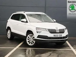 Moon white metallic Used 2022 Skoda Karoq SE L SUV | £21,495 (Fair price)