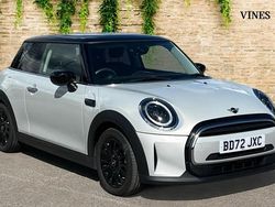 Silver Used 2022 Mini Cooper Classic Hatchback | £18,136 (Good price)