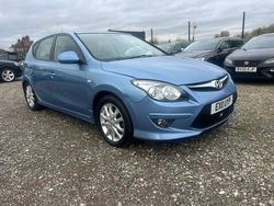 Blue Used 2011 Hyundai i30 Comfort Hatchback | £1,400 (Good price)