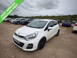 White Used 2015 Kia Rio Hatchback | £5,490 (A bit pricey)