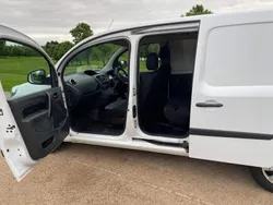 White Used 2017 Renault Kangoo Business MPV | £6,000 (Expensive)