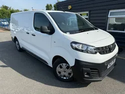 White Used 2020 Vauxhall Vivaro Van | £9,250 (Super price)