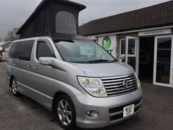 Silver Used 2007 Nissan Elgrand MPV | £15,995
