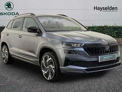 Graphite grey metallic Used 2022 Skoda Karoq SportLine SUV | £21,395 (Fair price)