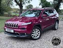 Red Used 2015 Jeep Cherokee Limited SUV | £7,499 (Fair price)
