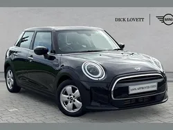 Black Used 2022 Mini Cooper Classic Hatchback | £19,950 (Fair price)