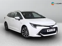 White Used 2021 Toyota Corolla Sport Estate | £19,975 (Fair price)