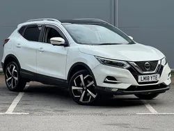 White Used 2018 Nissan Qashqai Tekna SUV | £9,995 (Fair price)