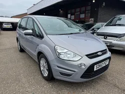 White Used 2010 Ford S-MAX Zetec MPV | £3,495 (Fair price)