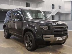 Used 2025 Land Rover Defender SE Dynamic Estate | £56,990 (Super price)