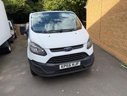 White Used 2016 Ford Transit Custom Van | £3,795 (Expensive)