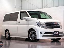 White Used 2004 Nissan Elgrand MPV | £7,985 (Fair price)