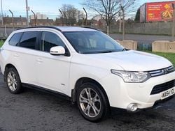 White Used 2014 Mitsubishi Outlander SUV | £3,500 (Fair price)