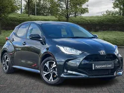 Black Used 2024 Toyota Yaris Hybrid Design Hatchback | £19,985 (Fair price)